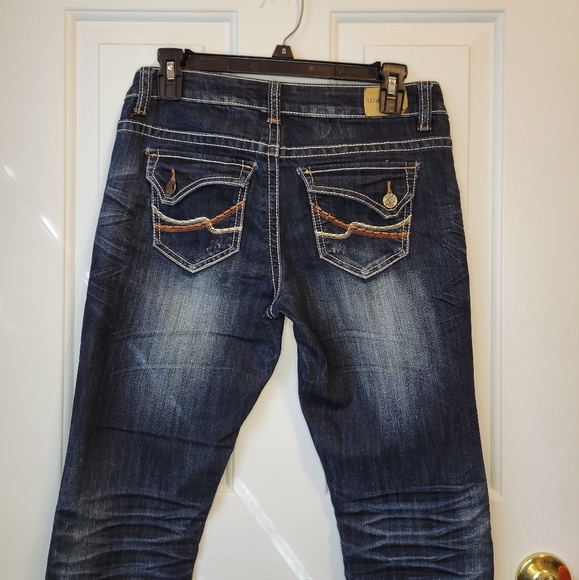 Boot cut Straight Leg Jeans - Picture 3 of 5